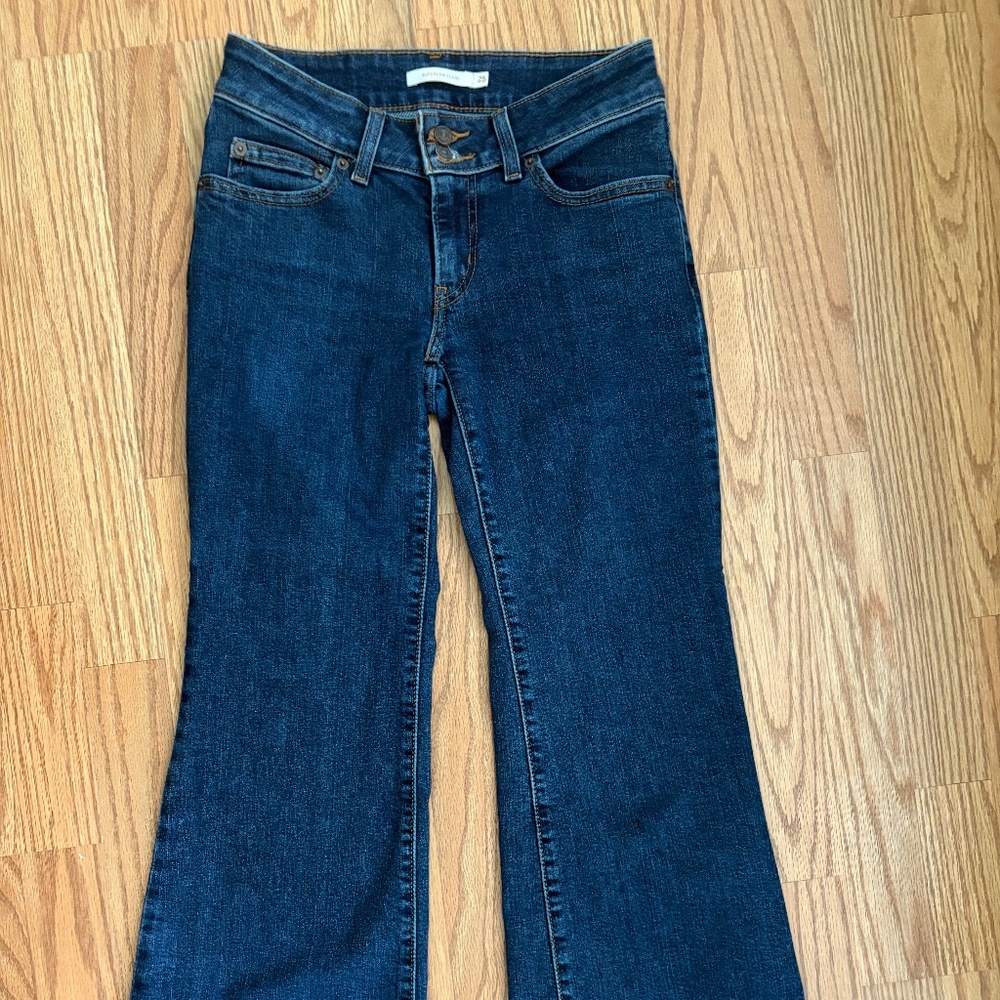 Levi superlow flare womens dark jeans